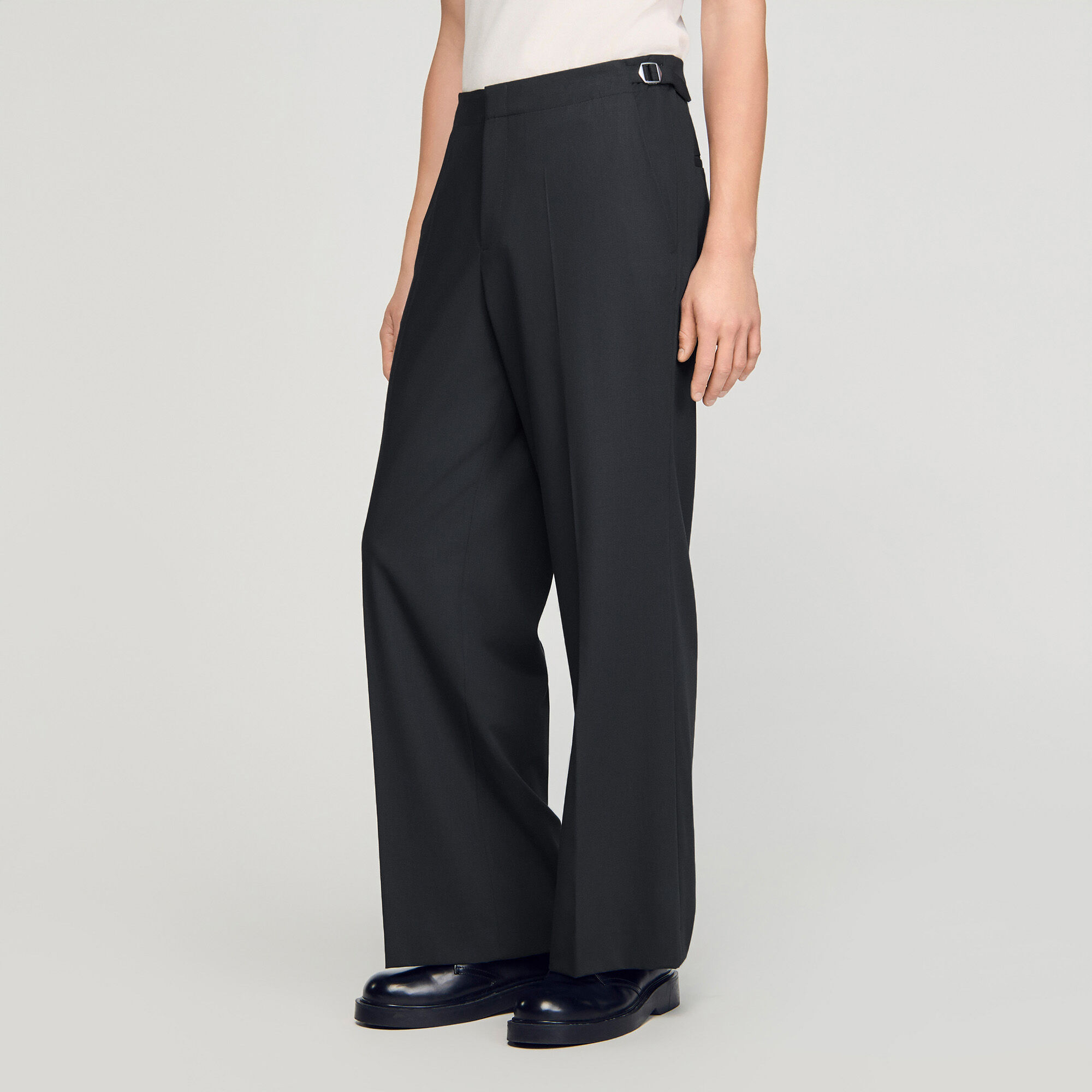 Pantalons en laine à jambes larges avec boucles