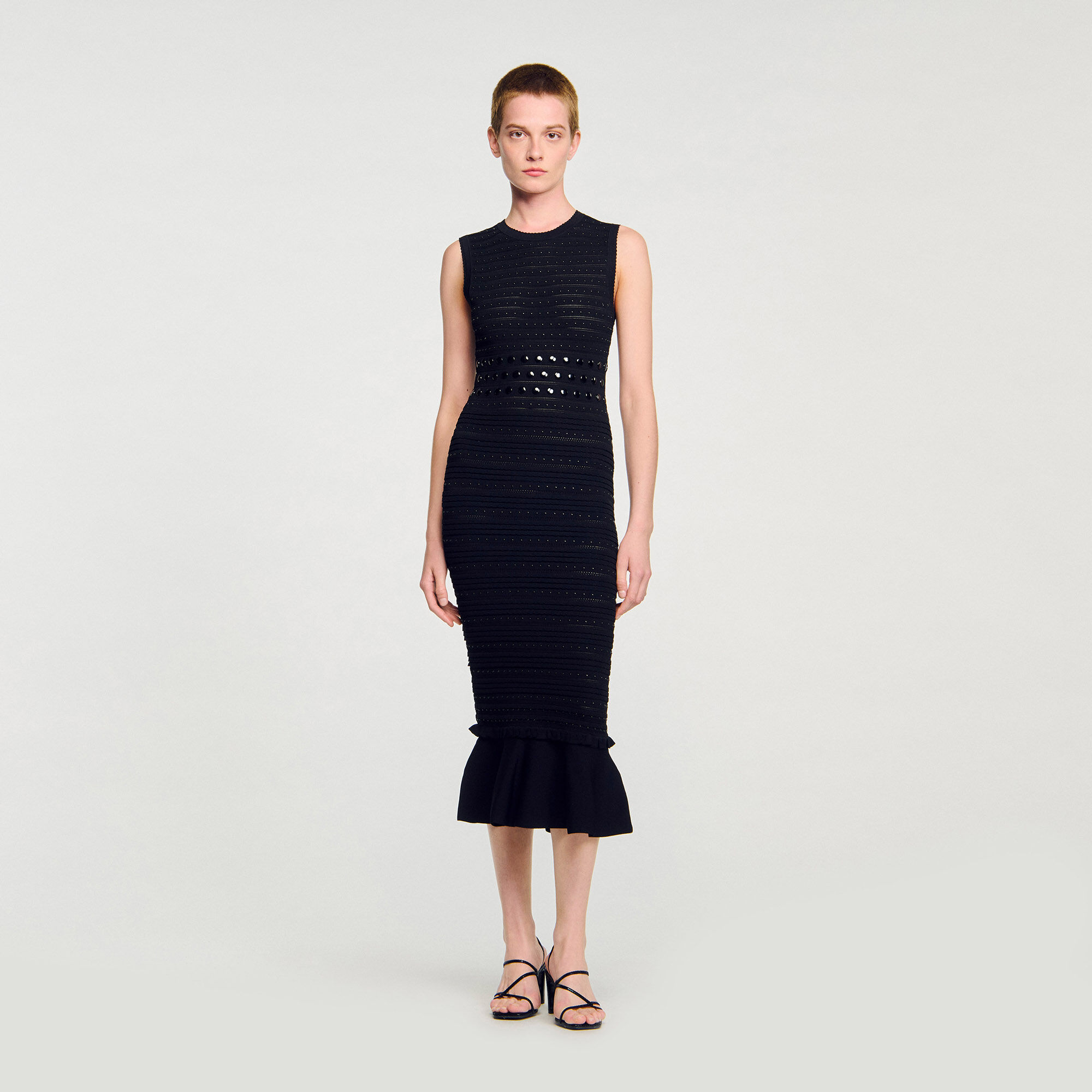 Robe mi-longue en maille avec boutons-pression