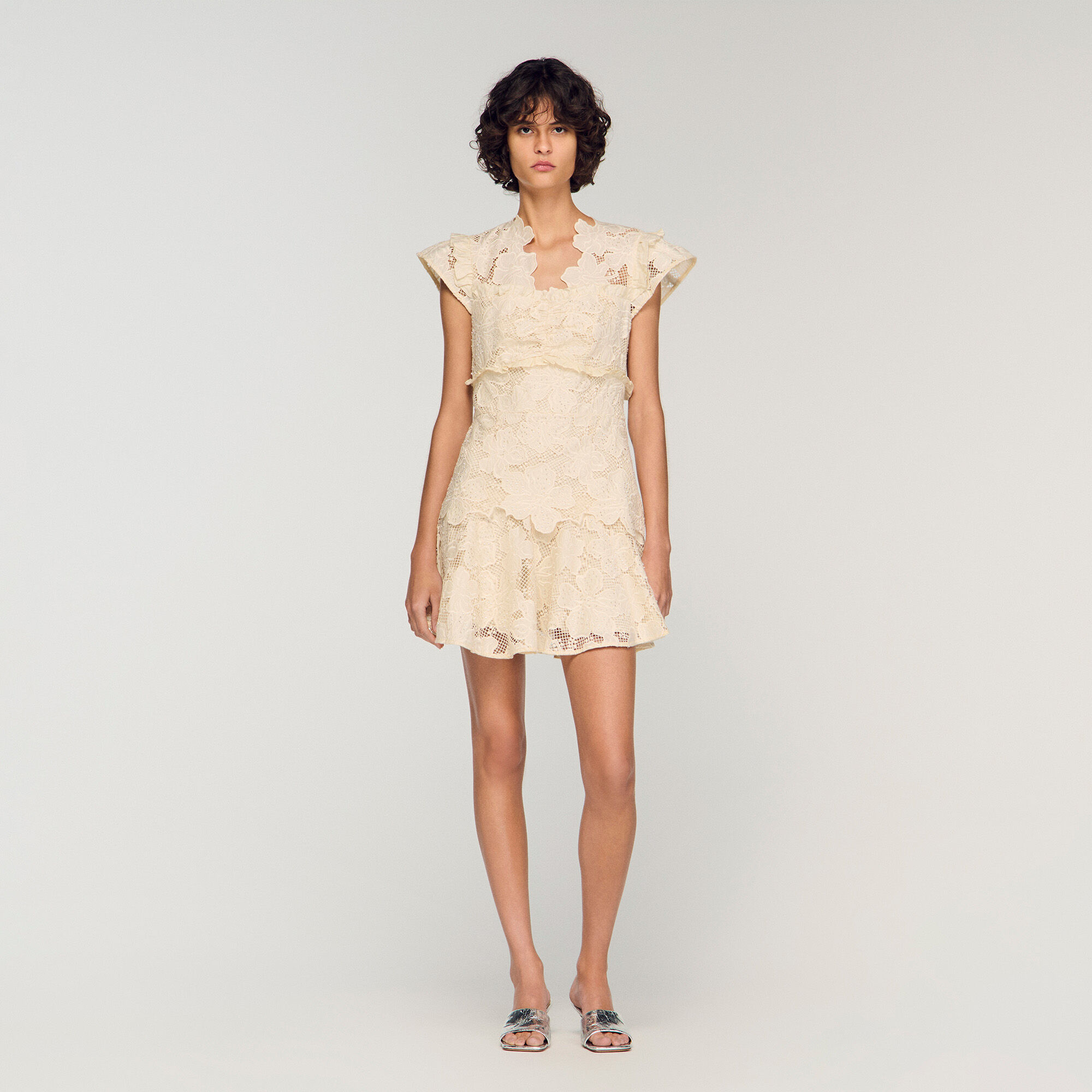 Robe mini en guipure