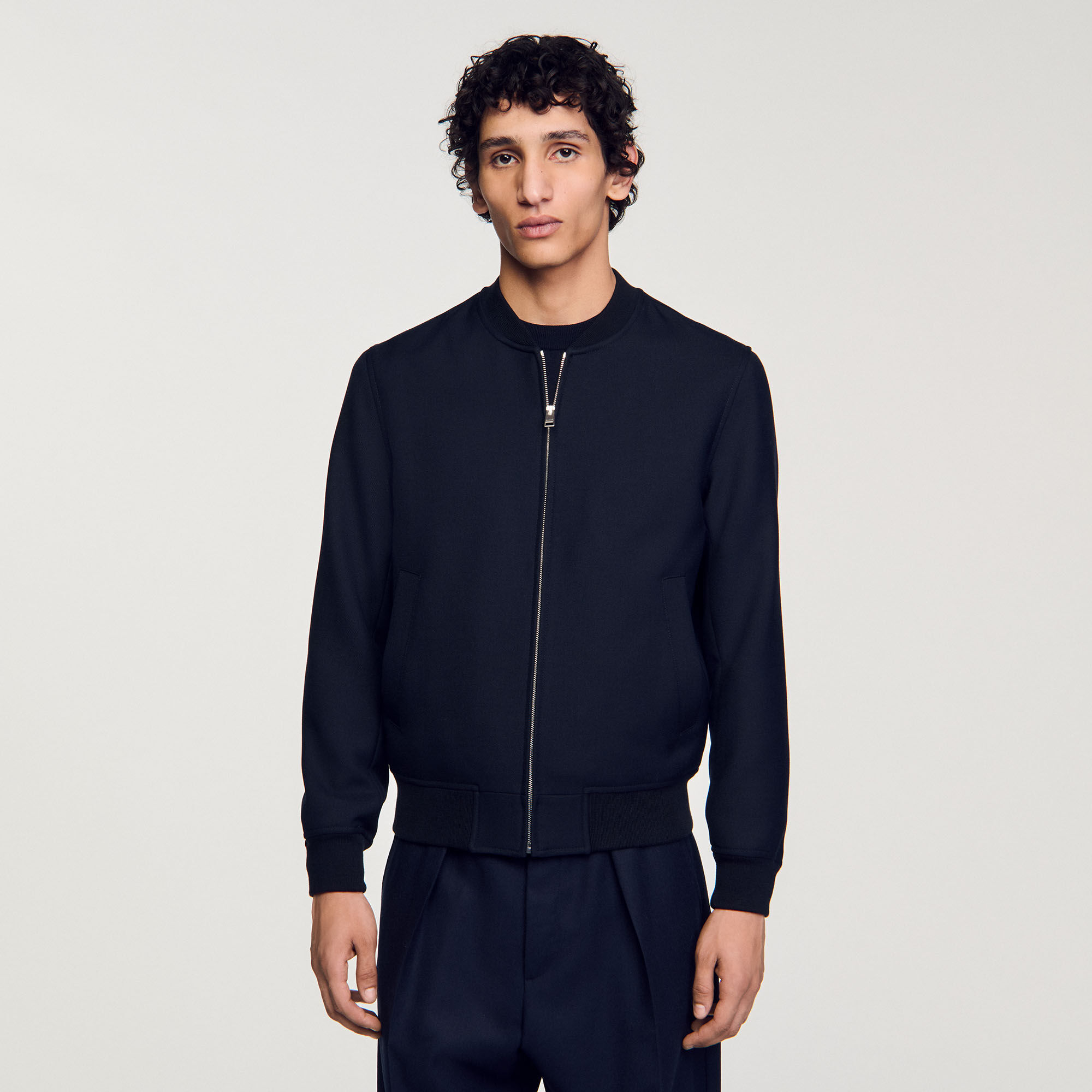 Veste de sport à fermeture éclair