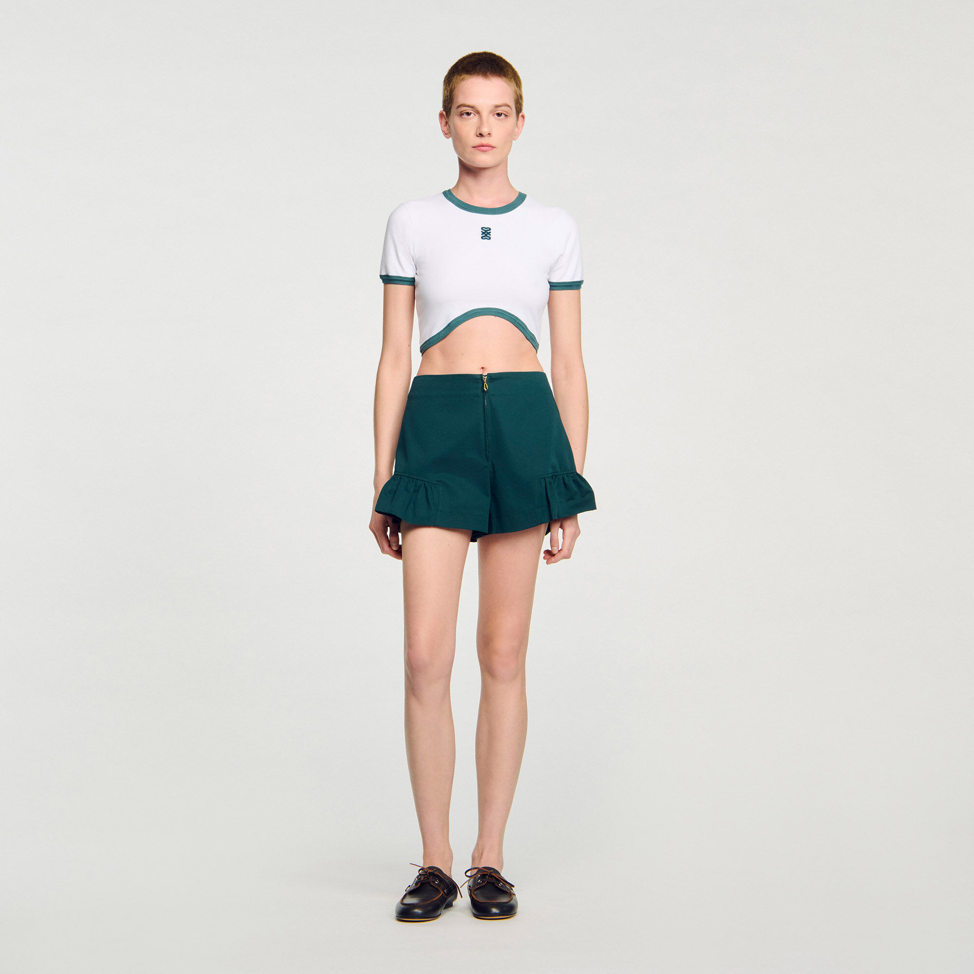 T-shirt crop à deux tons