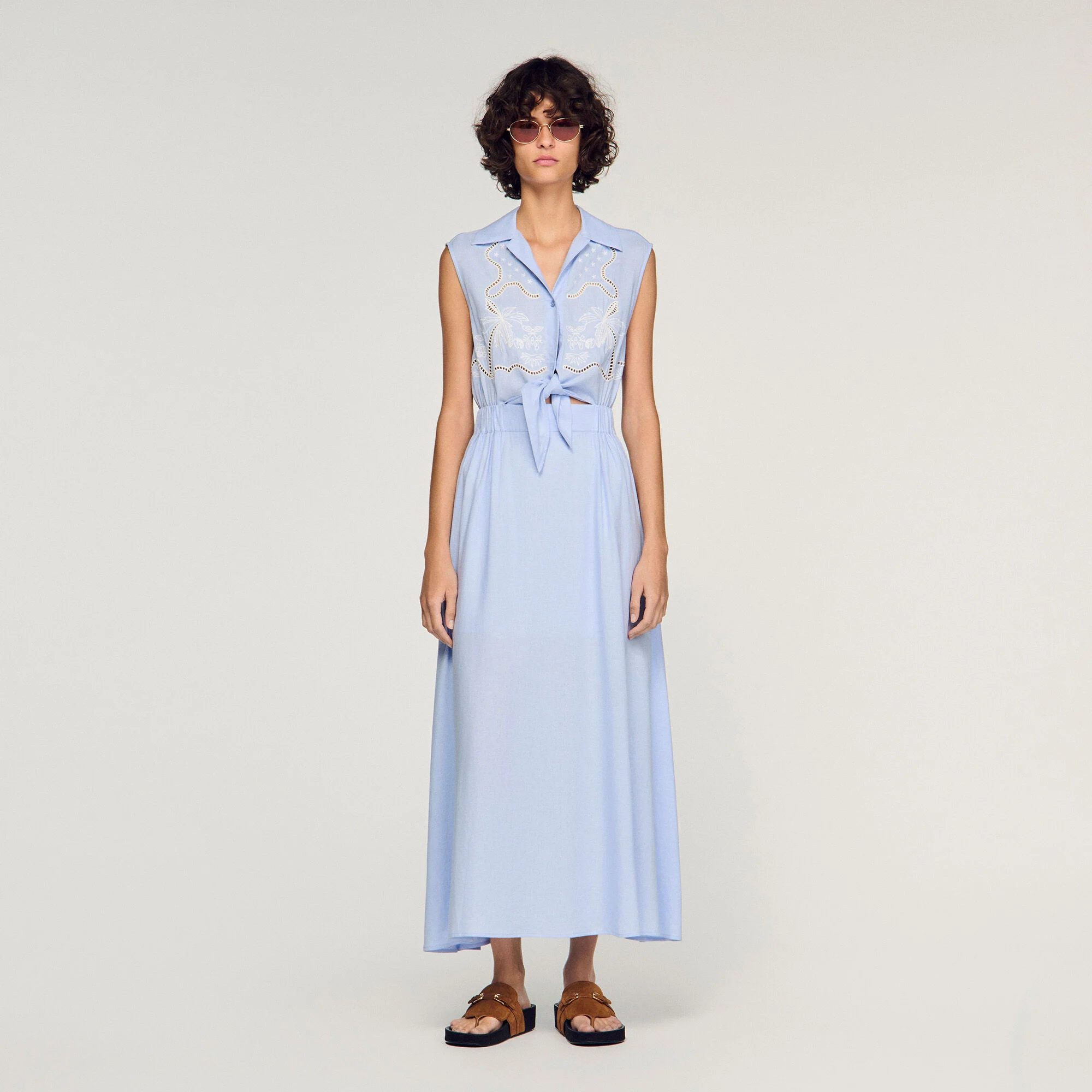 Robe maxi en lin brodé