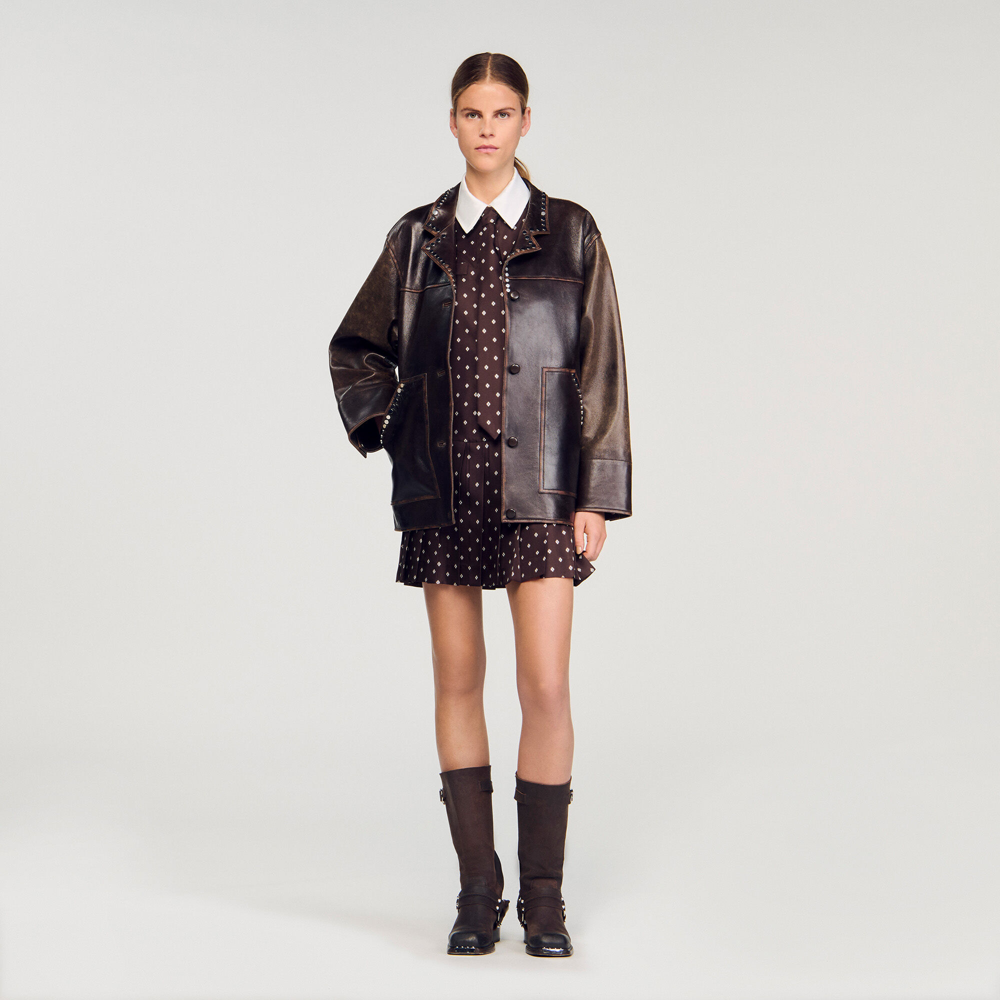 Robe courte en soie imprimée
