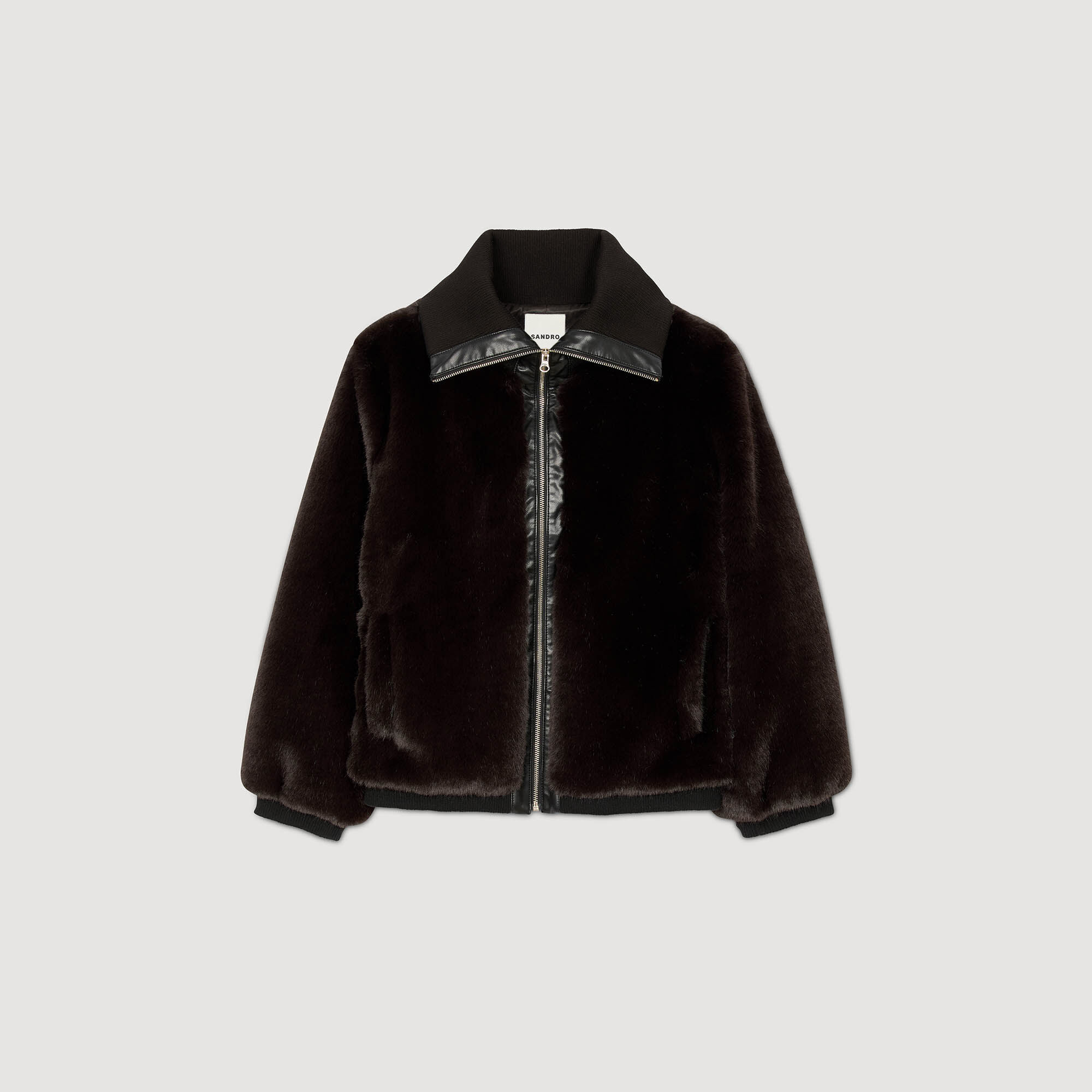 Manteau en fourrure synthétique court