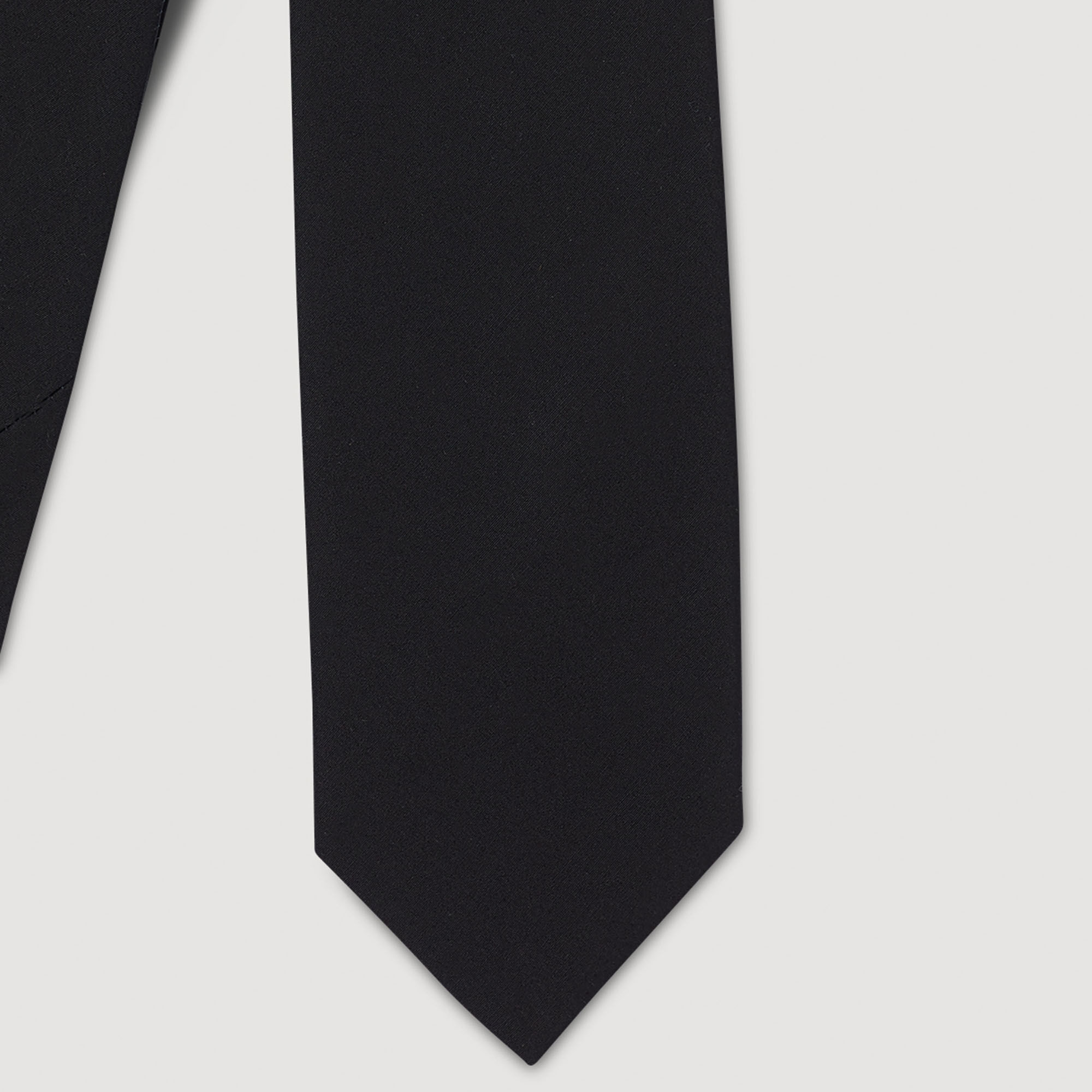 Cravate en soie jacquard