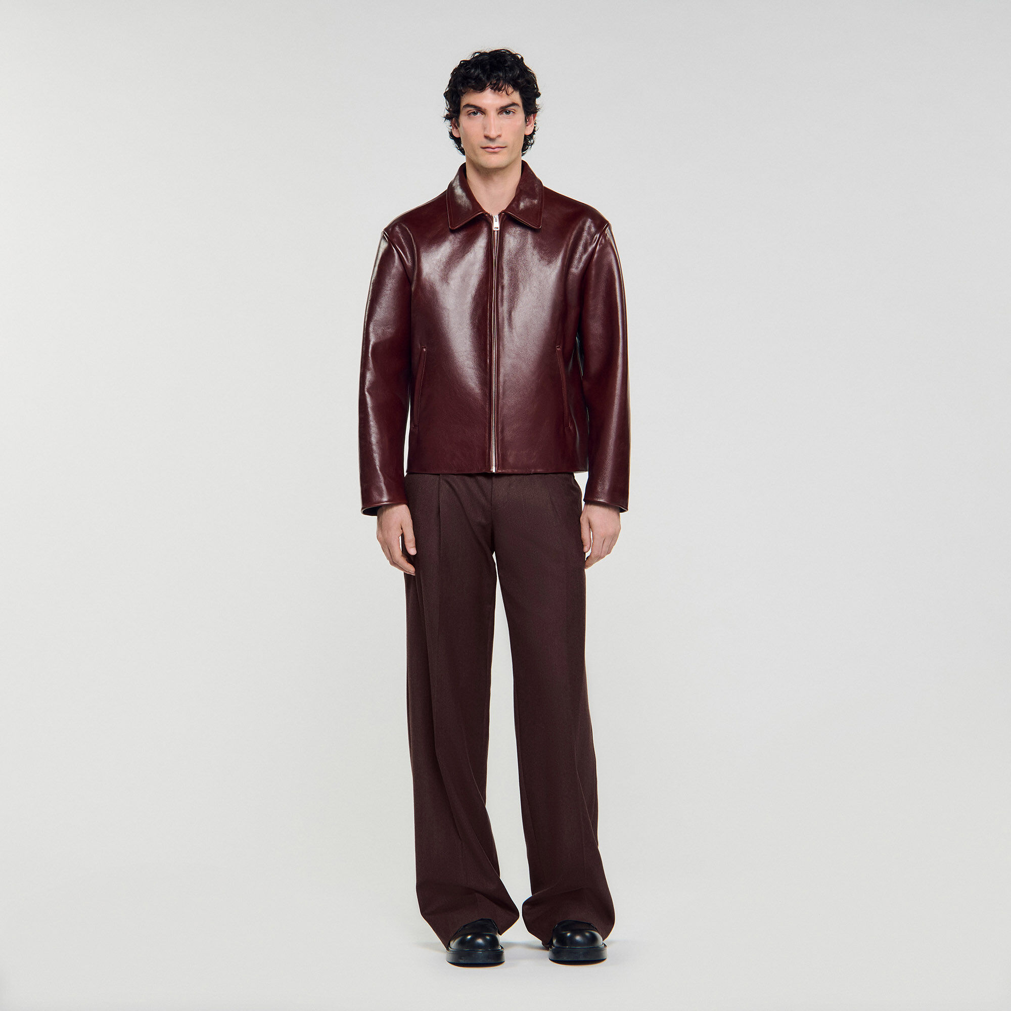 Veste en cuir classique avec fermeture éclair