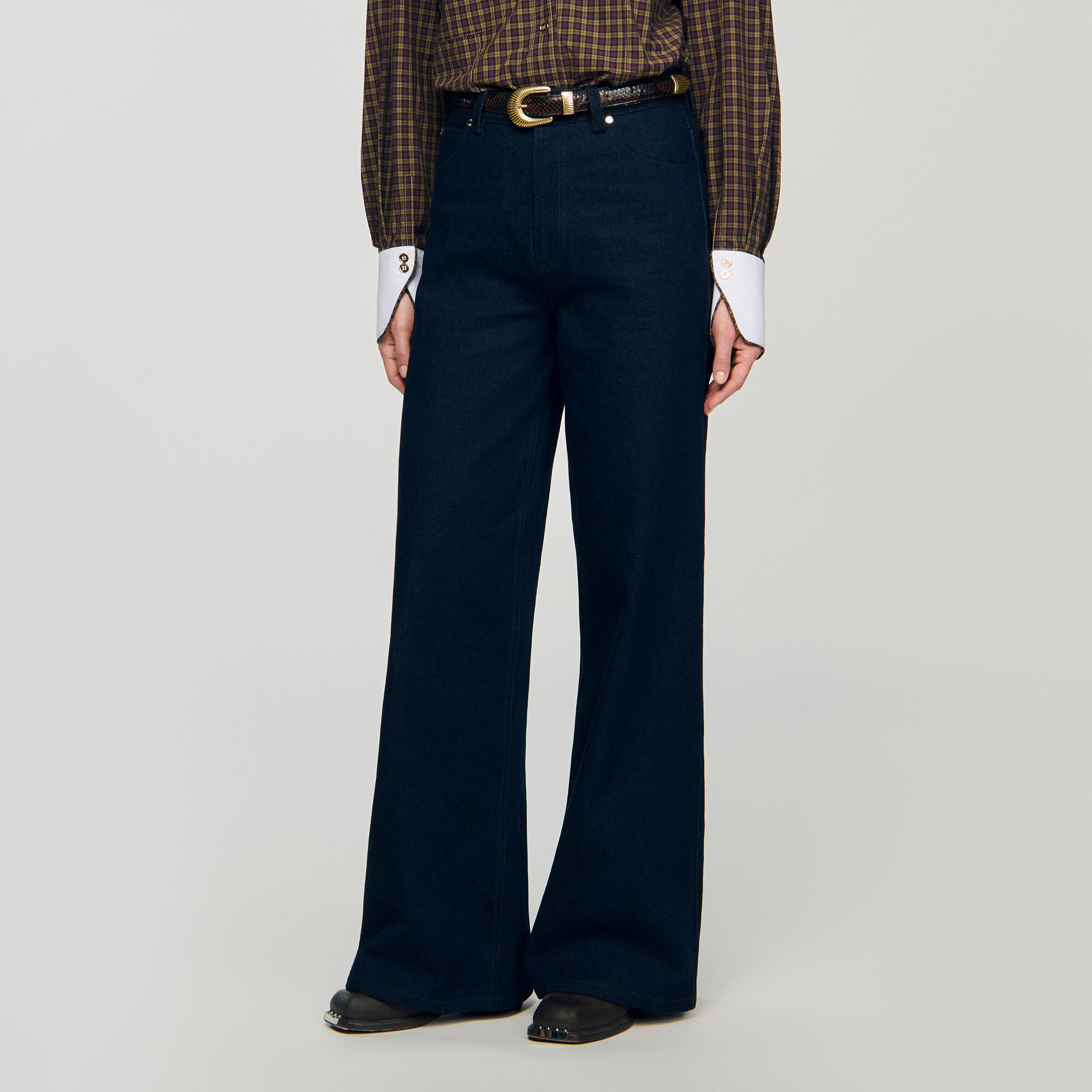 Jean brut à jambes larges