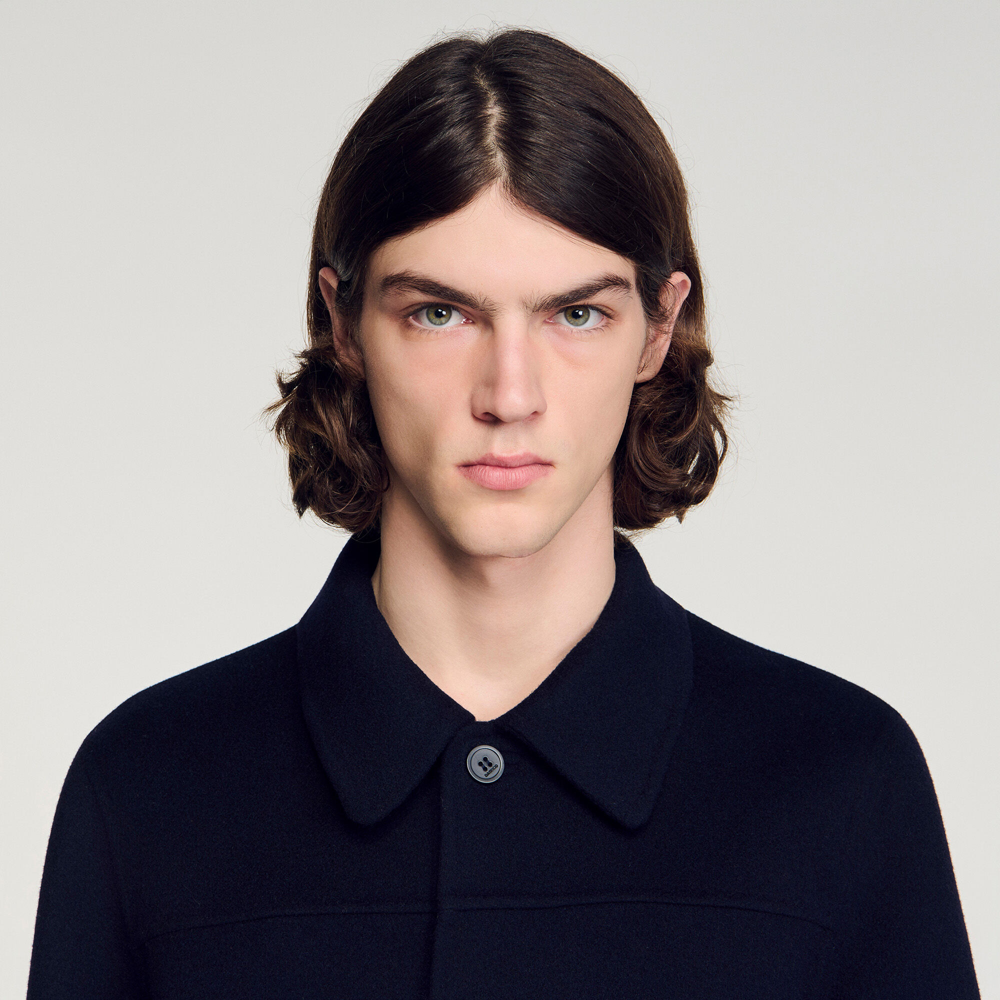 Veste en laine avec col classique