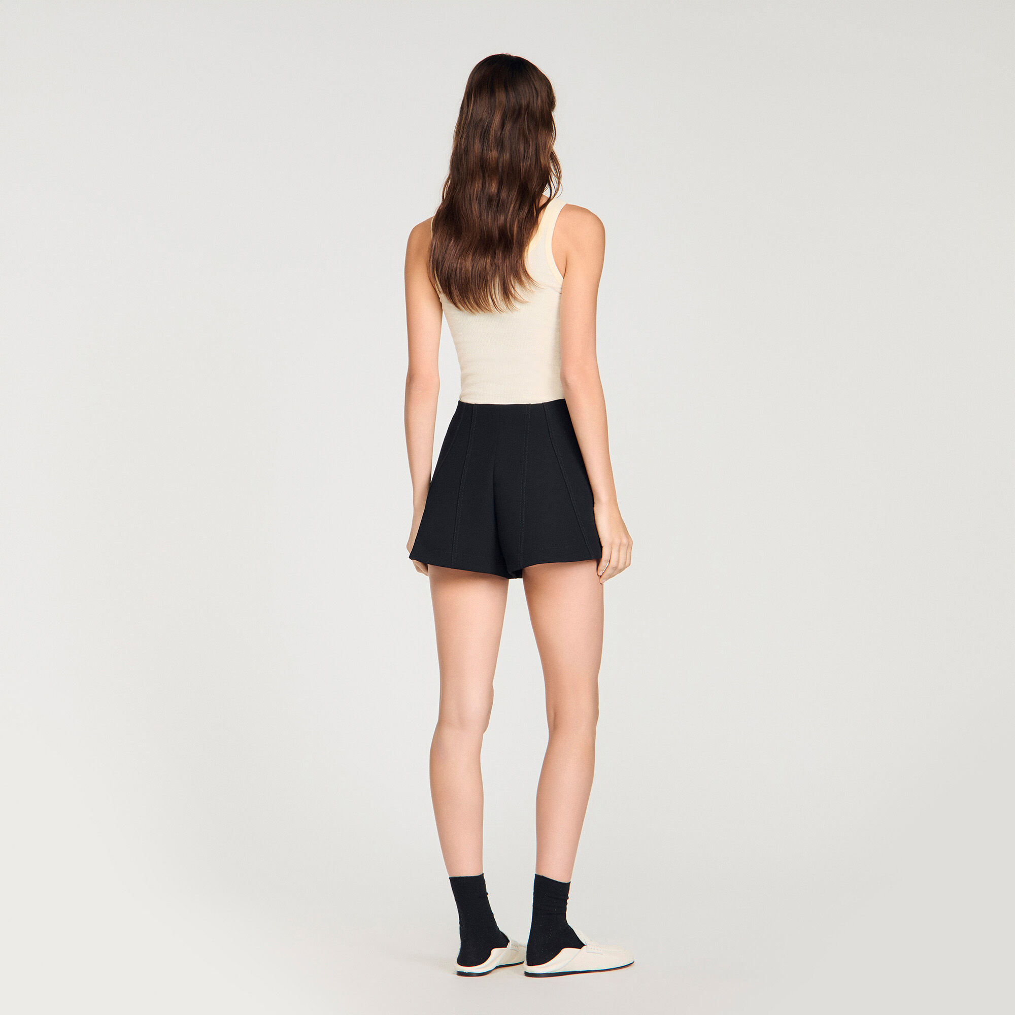 Shorts évasés à boutons-pression