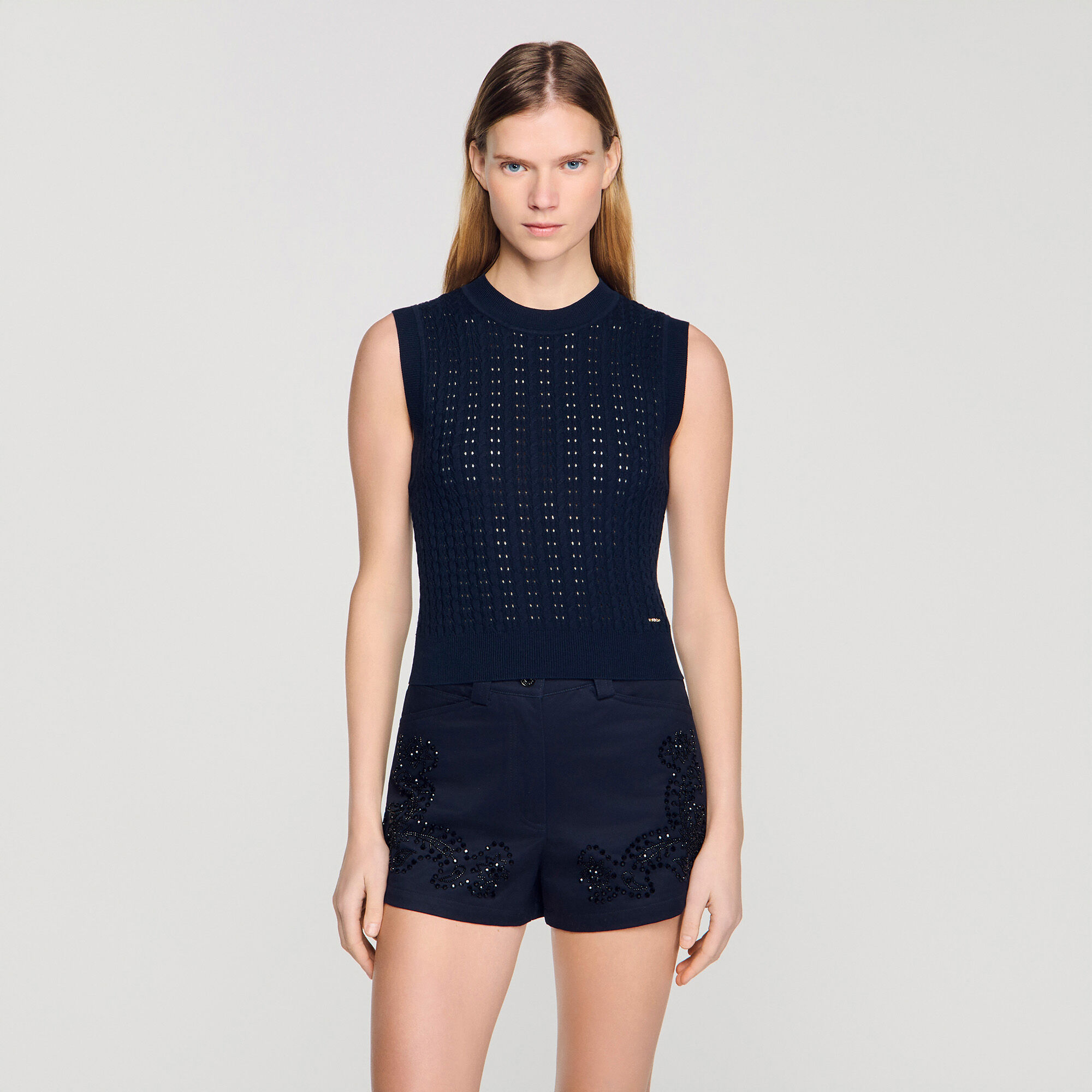 Pull tricot ajusté structuré