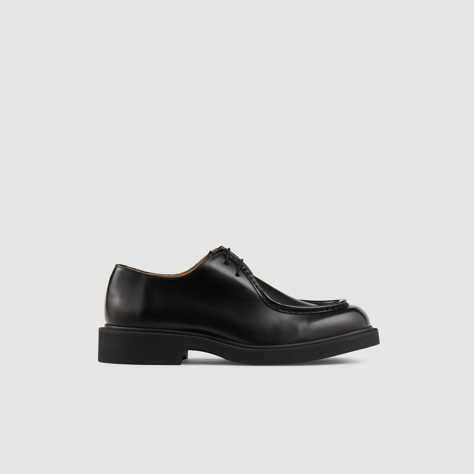 Chaussures de ville en cuir brillant