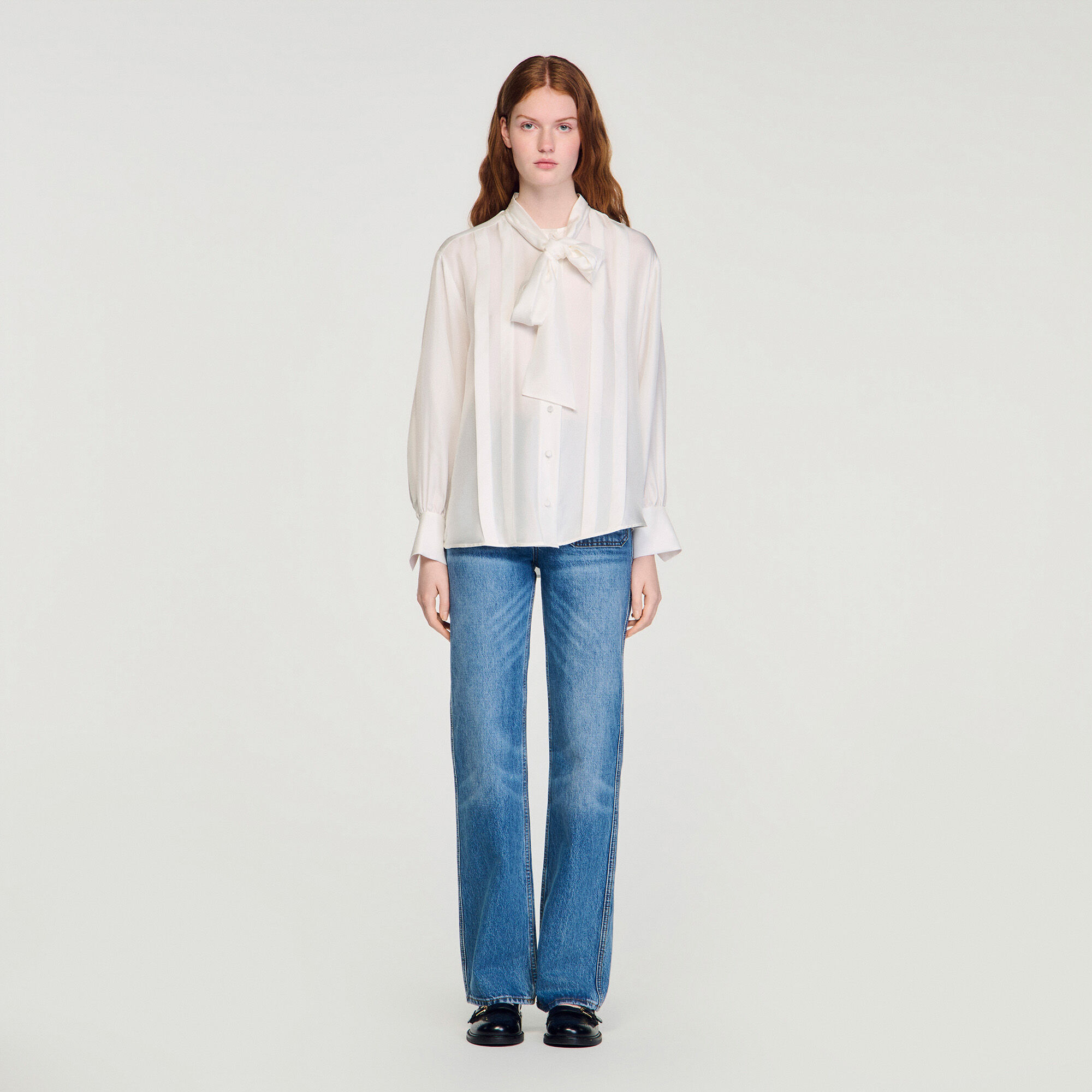 Chemise à lavallière en soie