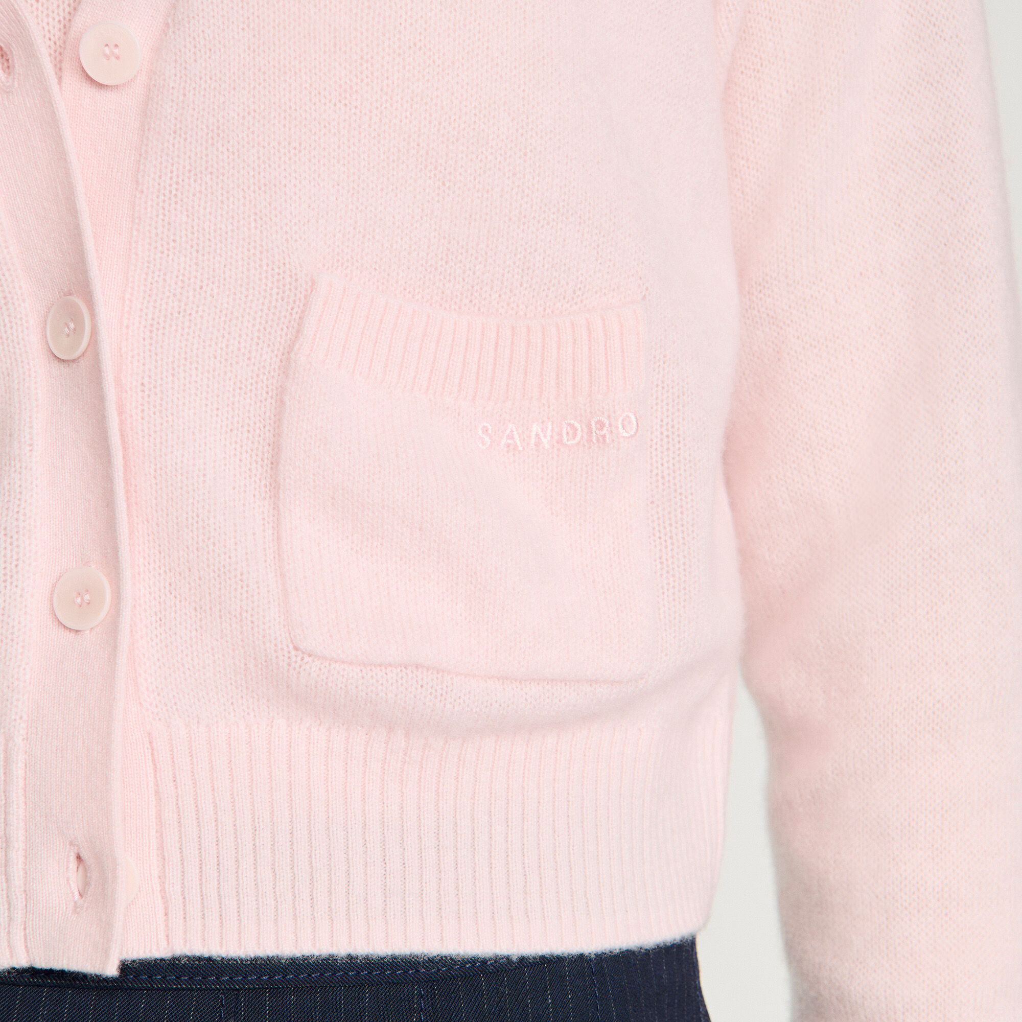 Cardigan en laine de cachemire coupe courte