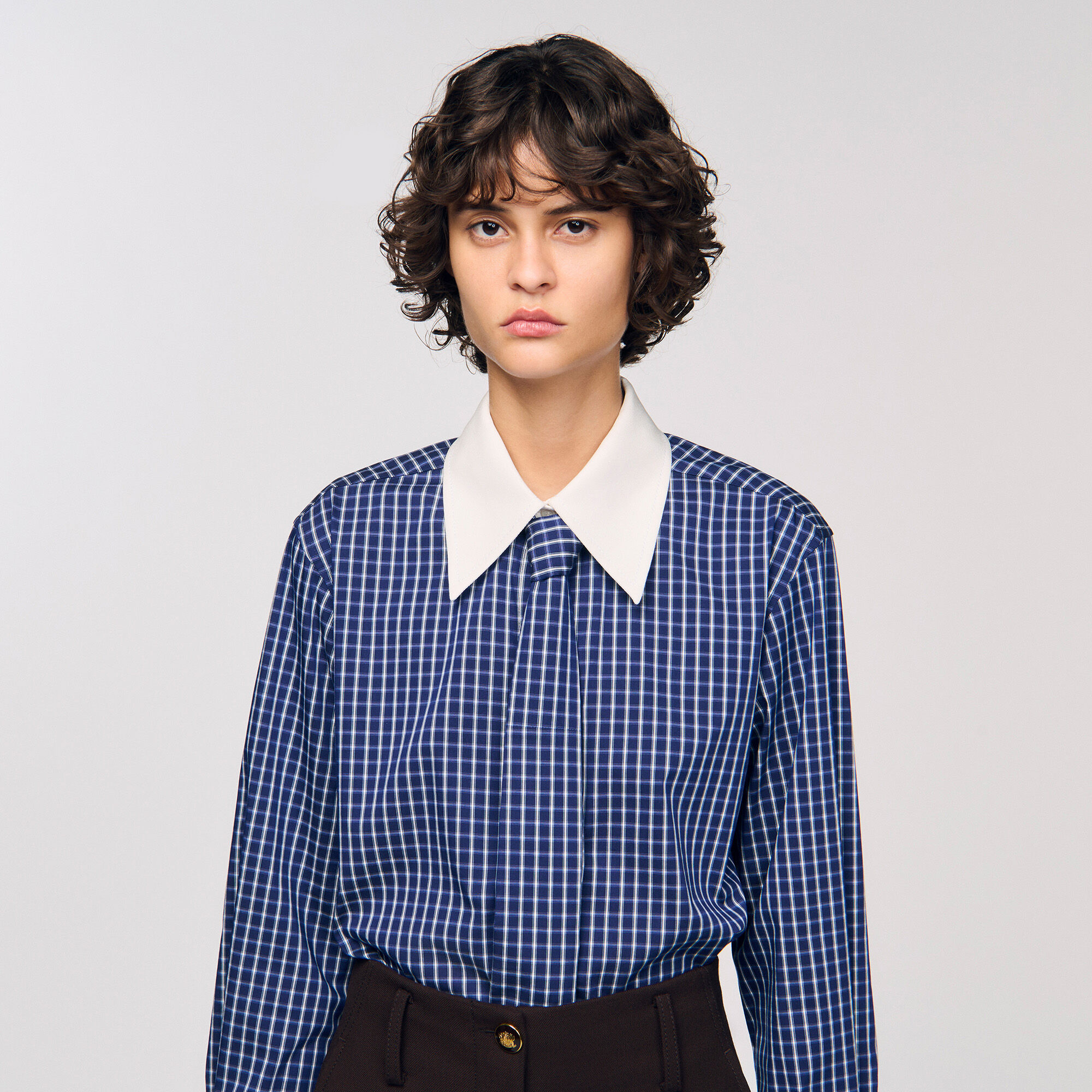 Chemise à carreaux avec cravate amovible