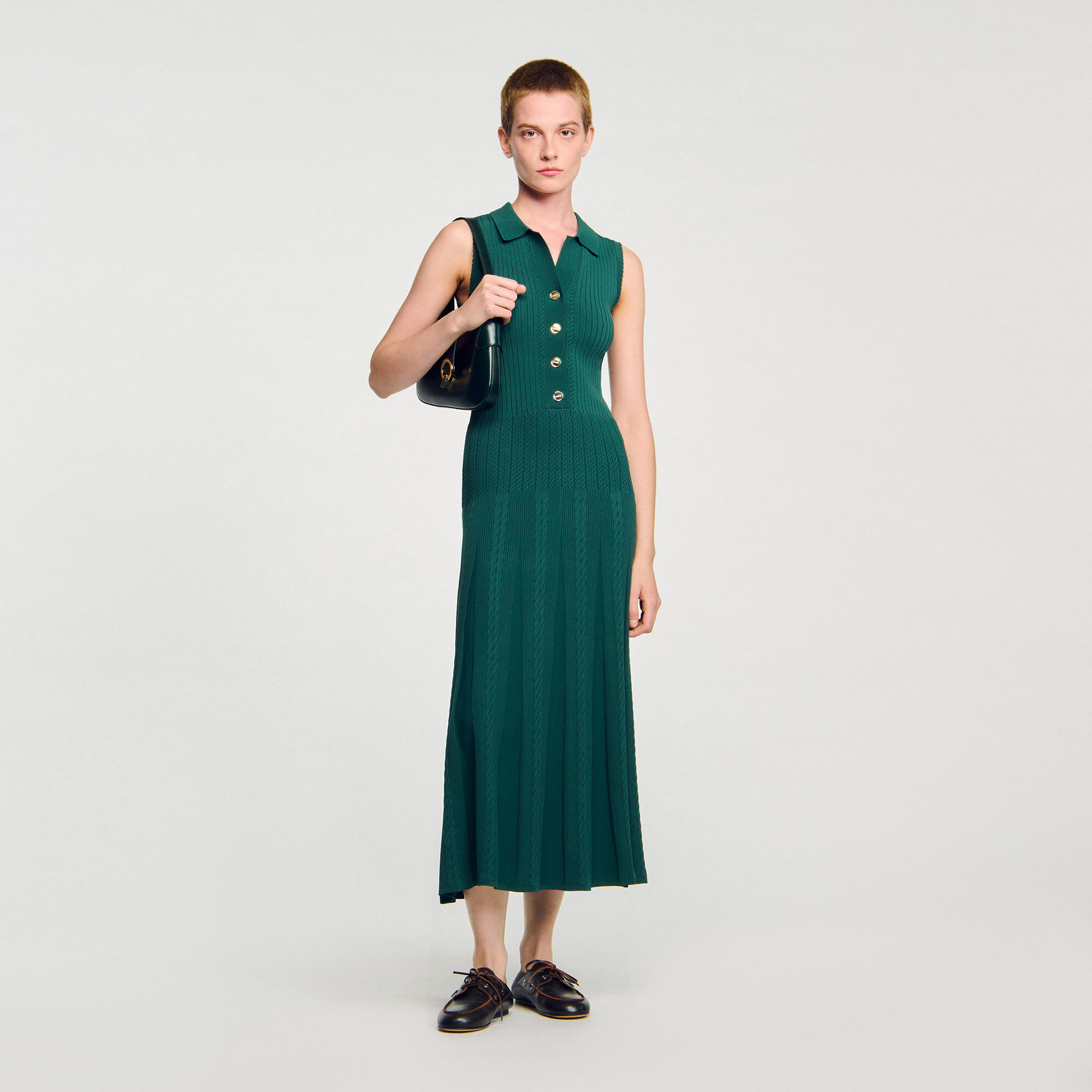 Robe en maille à col polo