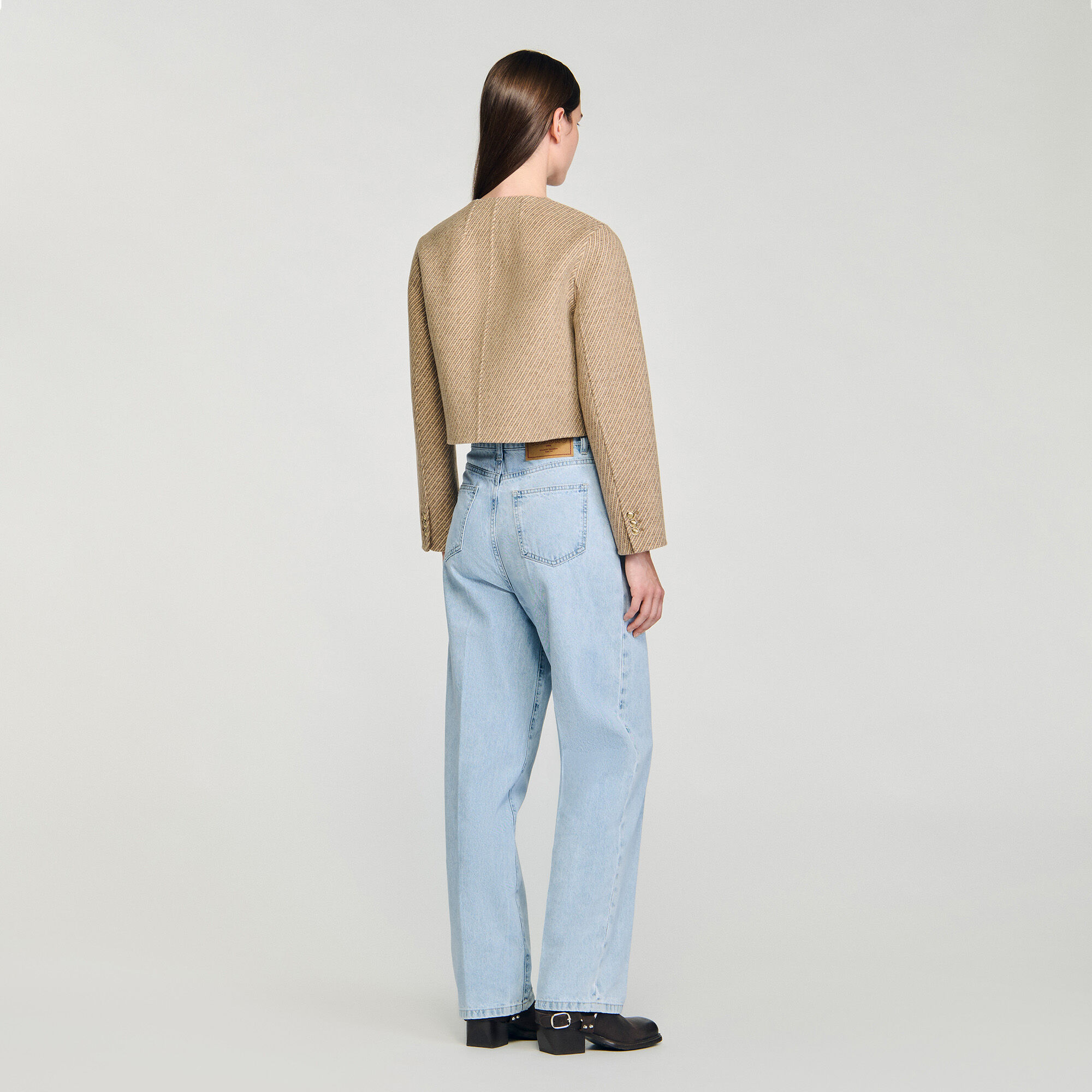 Veste courte boutonnée