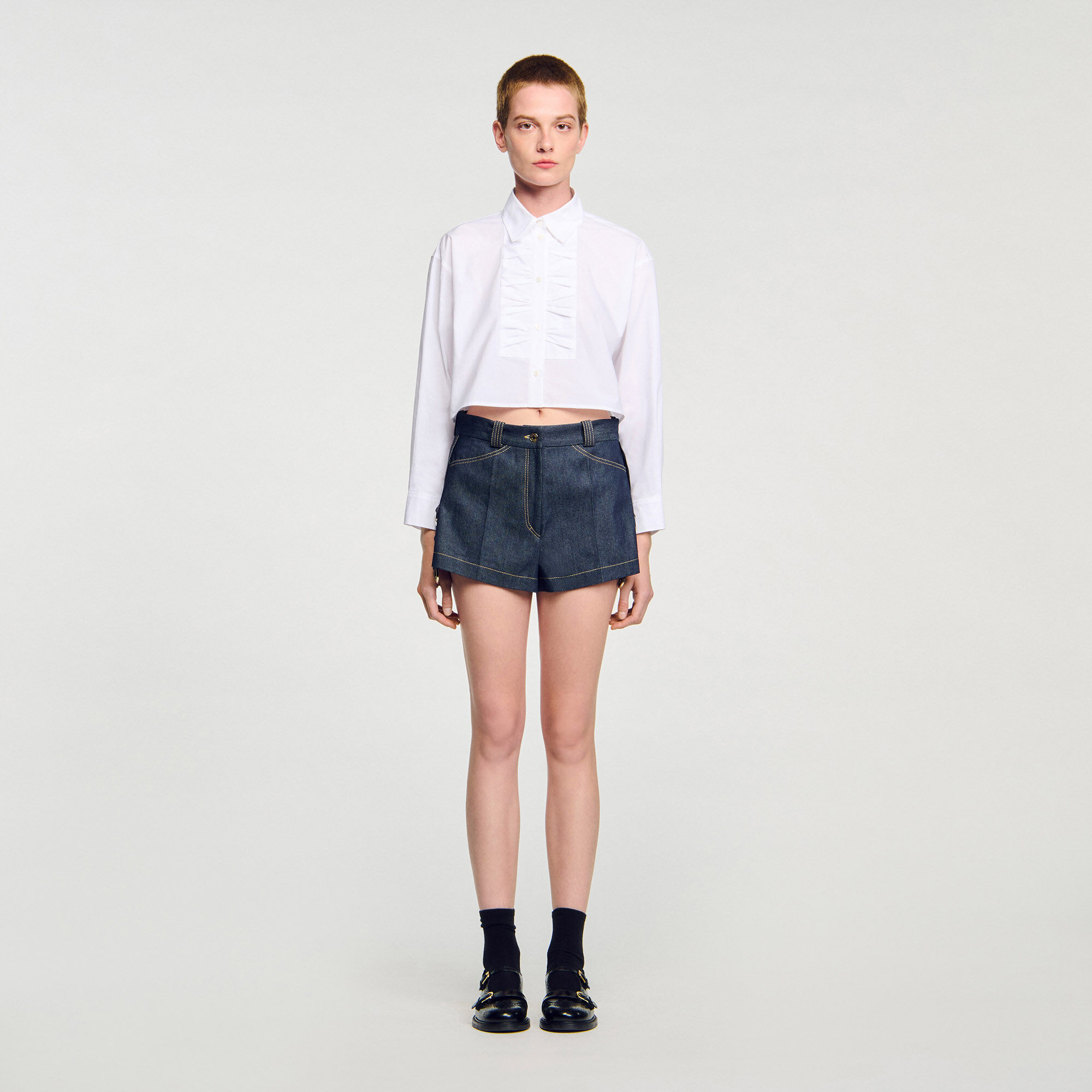 Shorts à boucle en denim