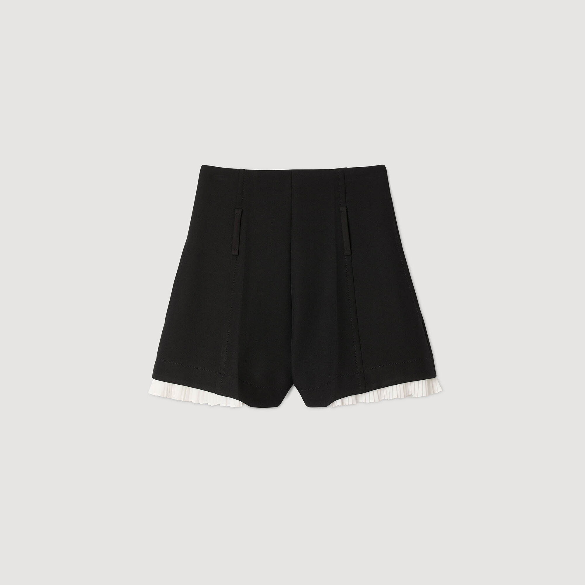 Shorts structurés à plis