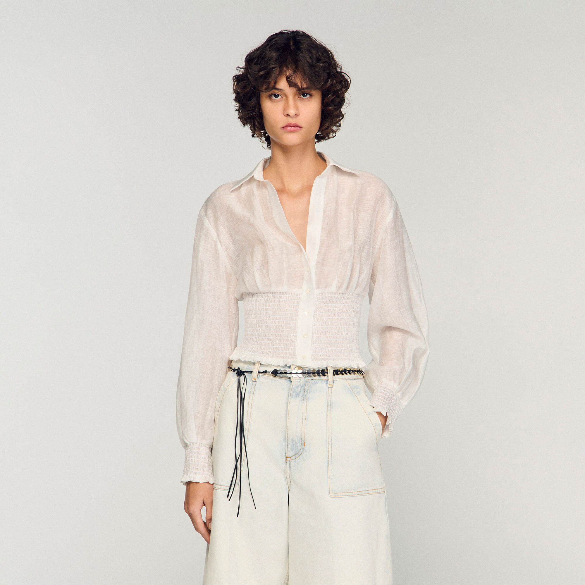 Chemise en lin smockée