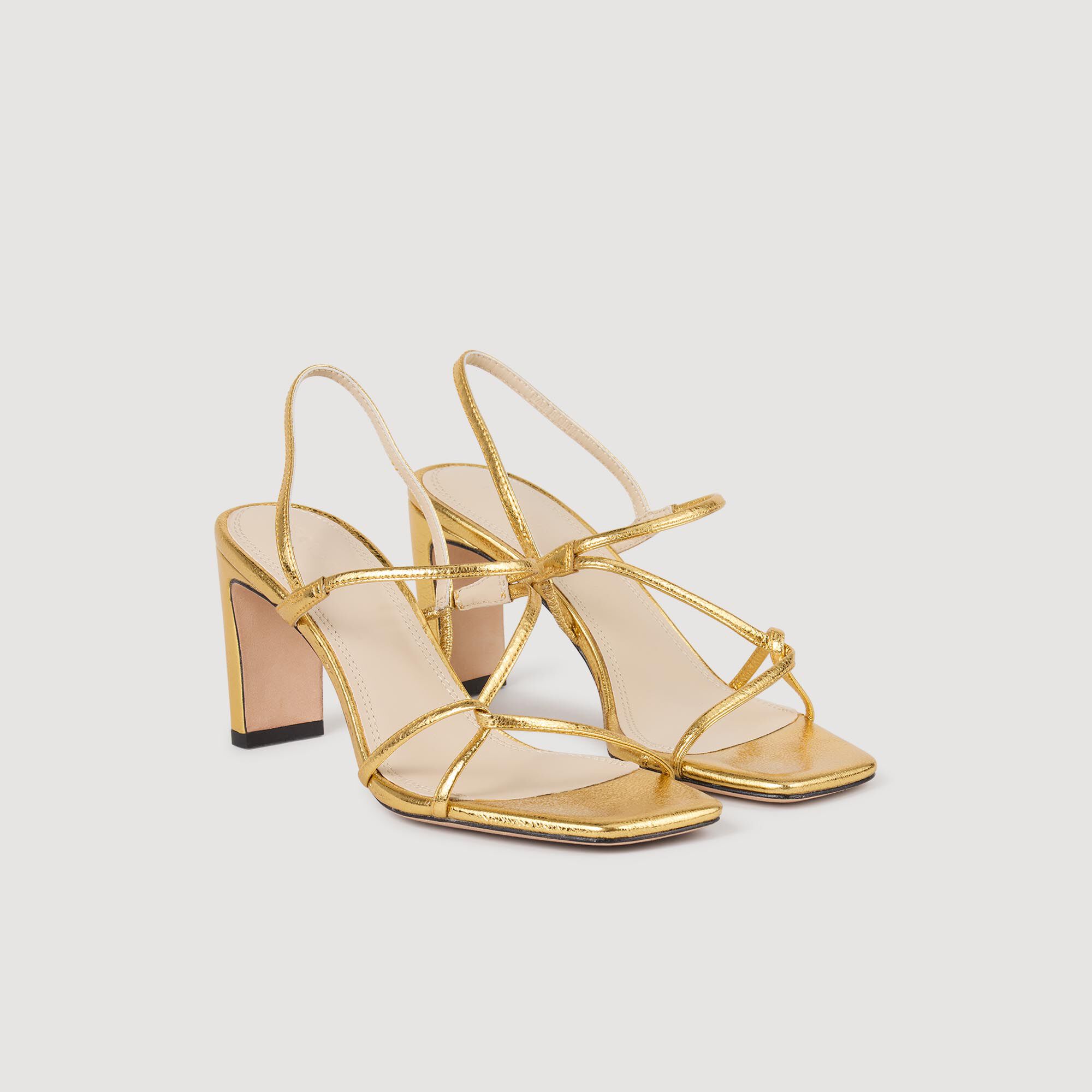 Sandales en cuir embossé