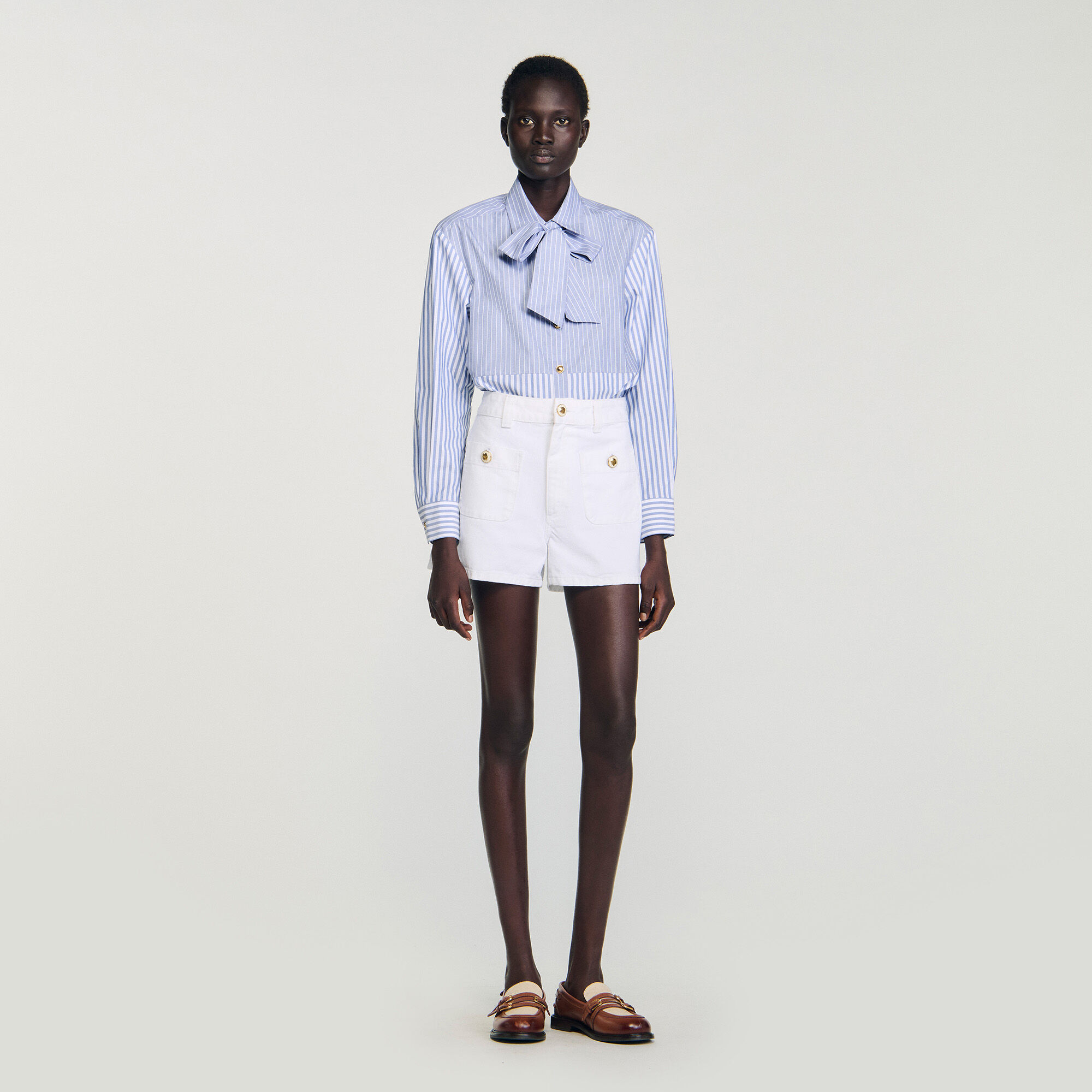 Chemise à rayures avec cravate amovible