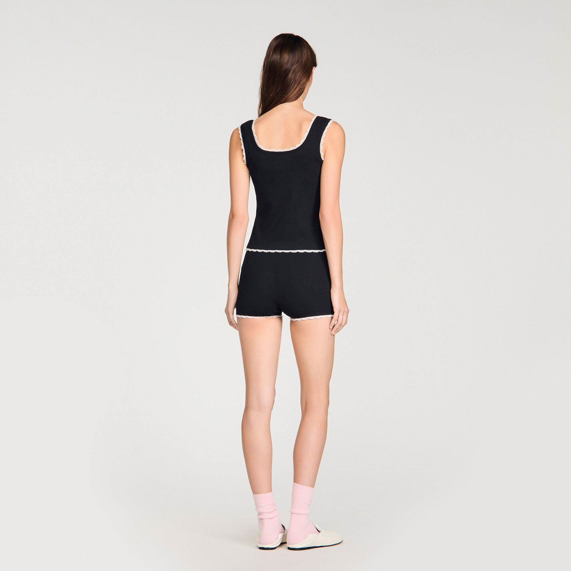Top en coton brodé avec perles