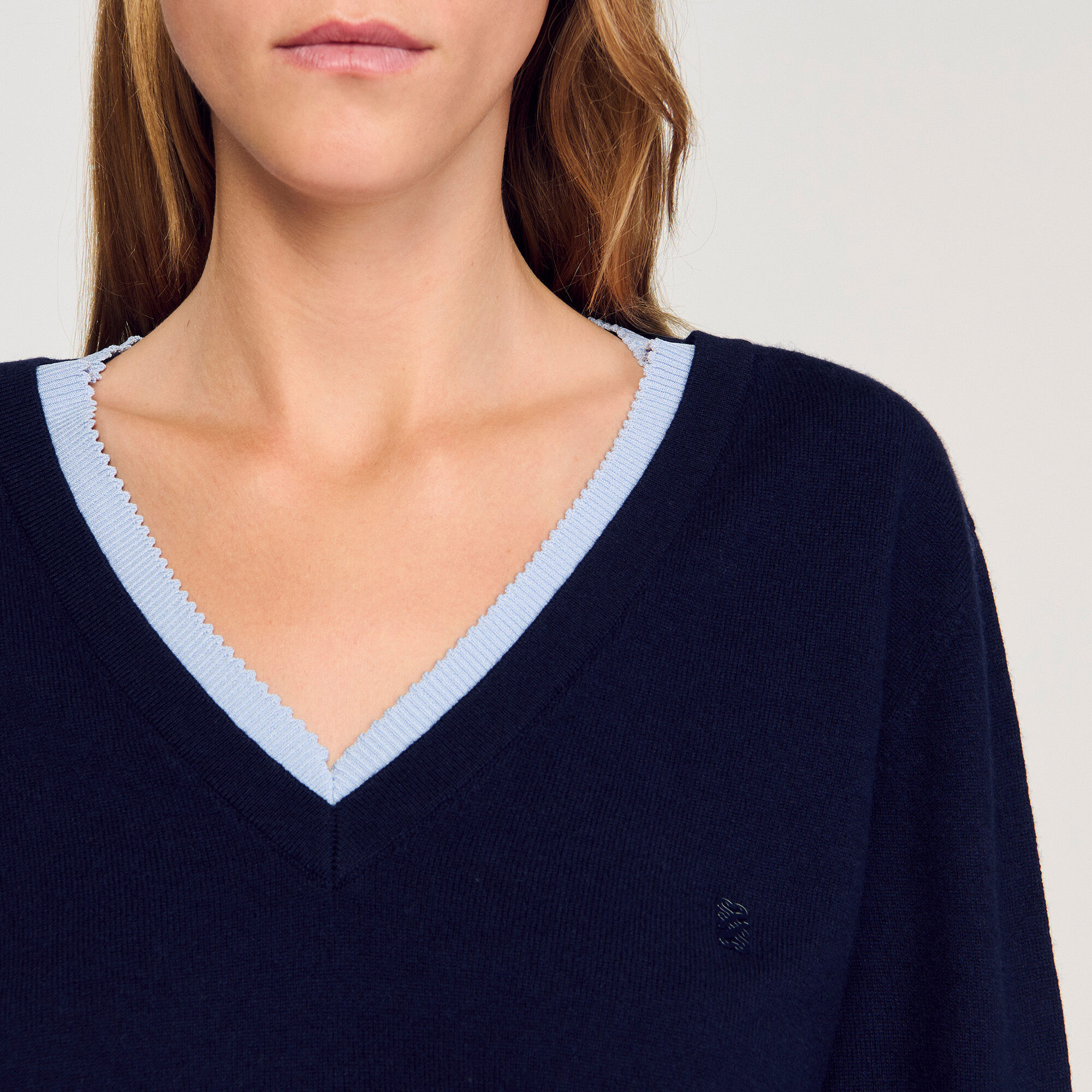 Pull en laine et cachemire à col en V