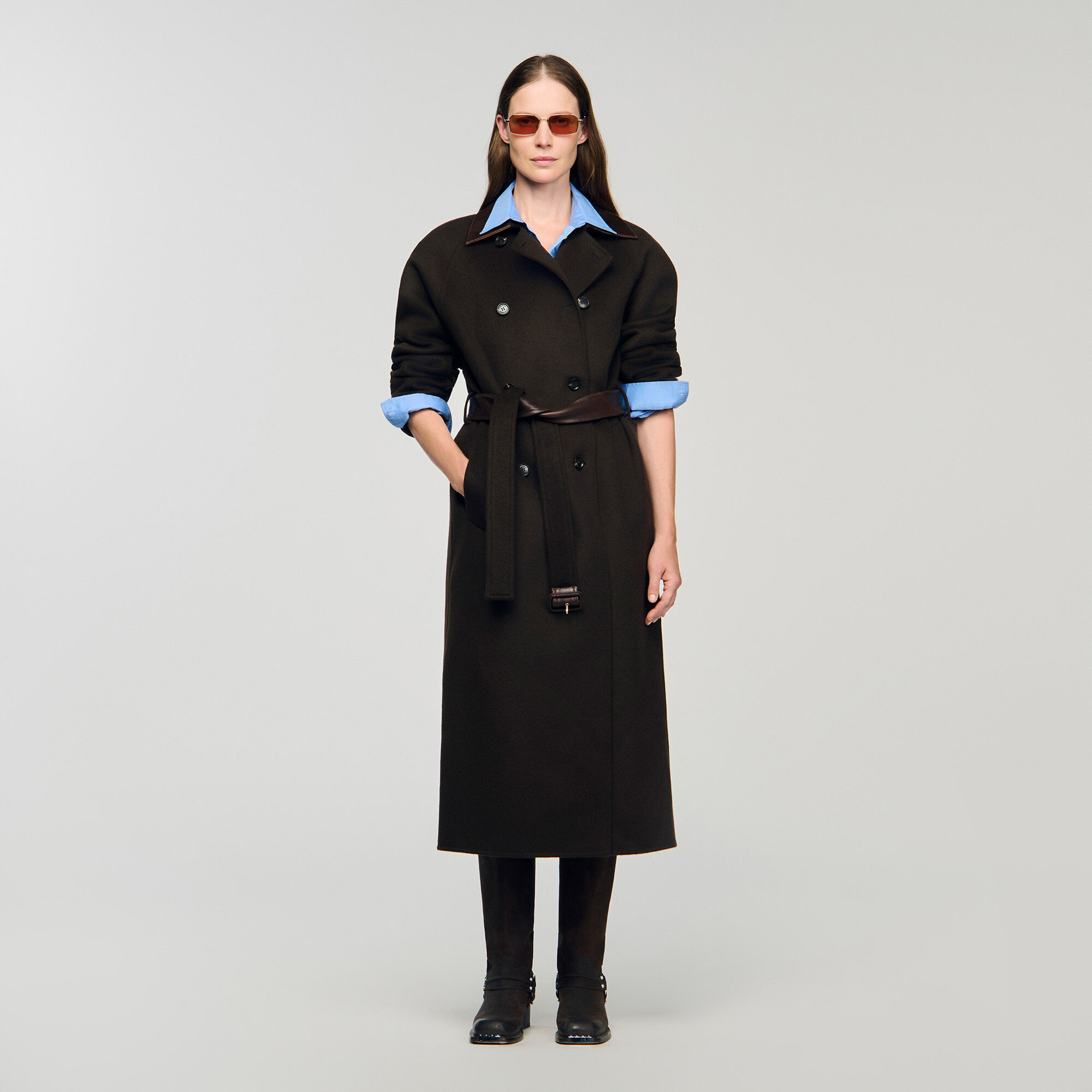 Manteau en laine et cuir