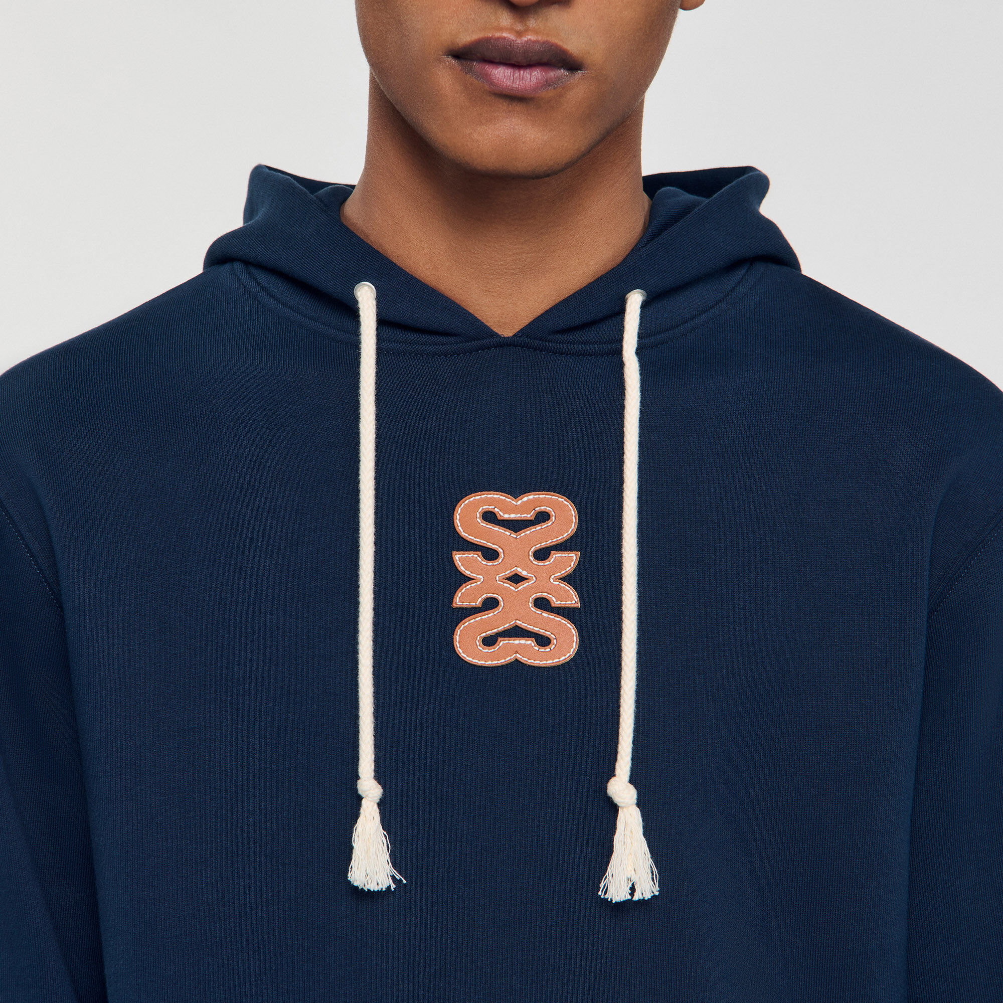 Sweat à patch en cuir