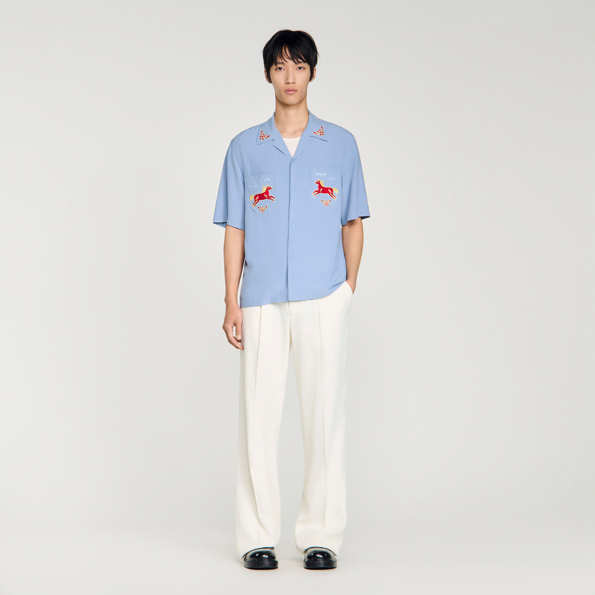 Chemise ample à motif cheval brodé